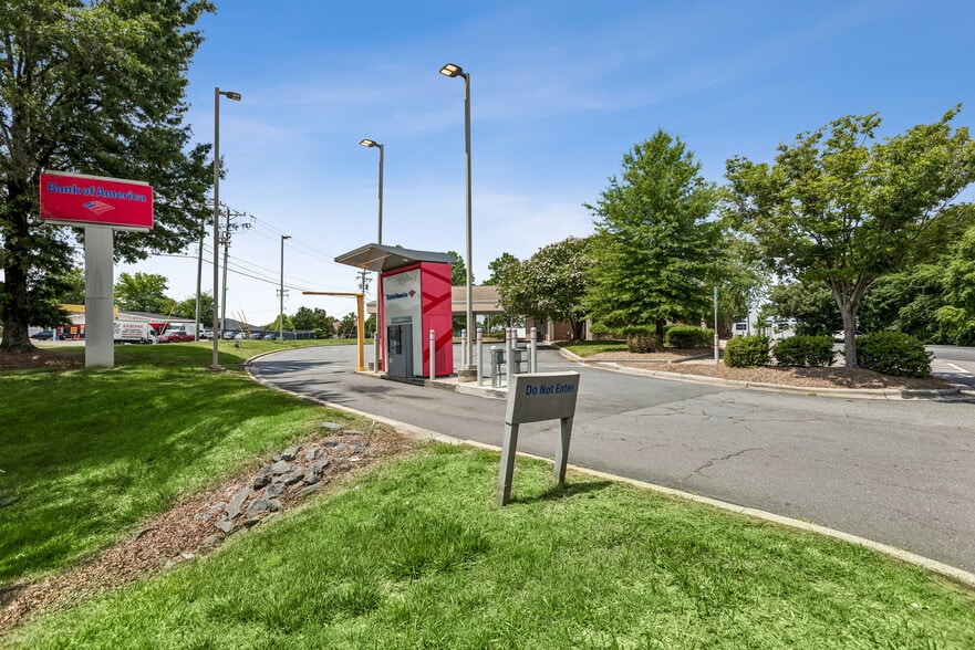 More Photos Of 9630 S Tryon St, Charlotte Bank For Sale