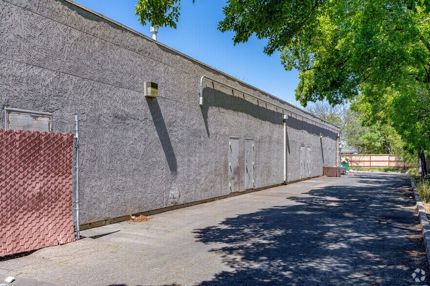 More Photos Of 3901 Madison Ave, North Highlands Unknown For Sale