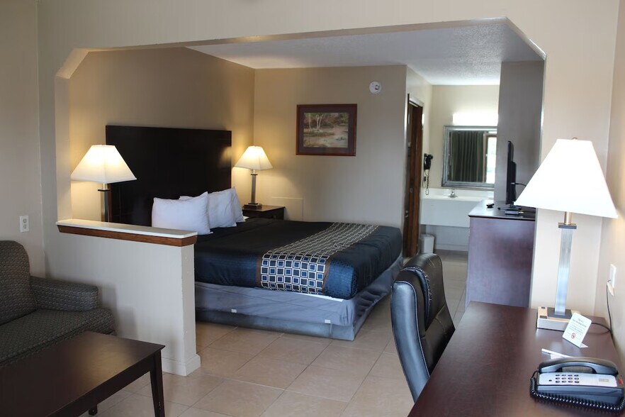 More Photos Of 2605 S Range Ave, Denham Springs Hotel For Sale