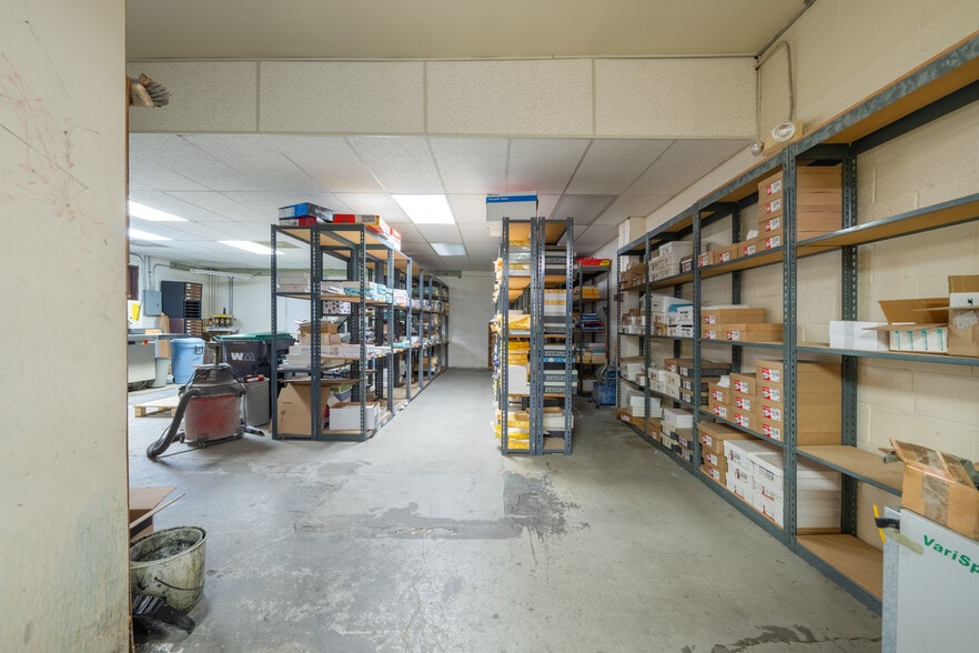 More Photos Of 656 W Lancaster Blvd, Lancaster Restaurant For Sale