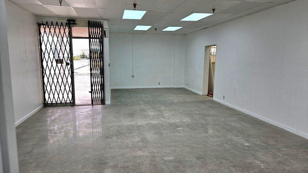 More Photos Of 7142-7148 Condor Ave, Commerce Warehouse For Lease