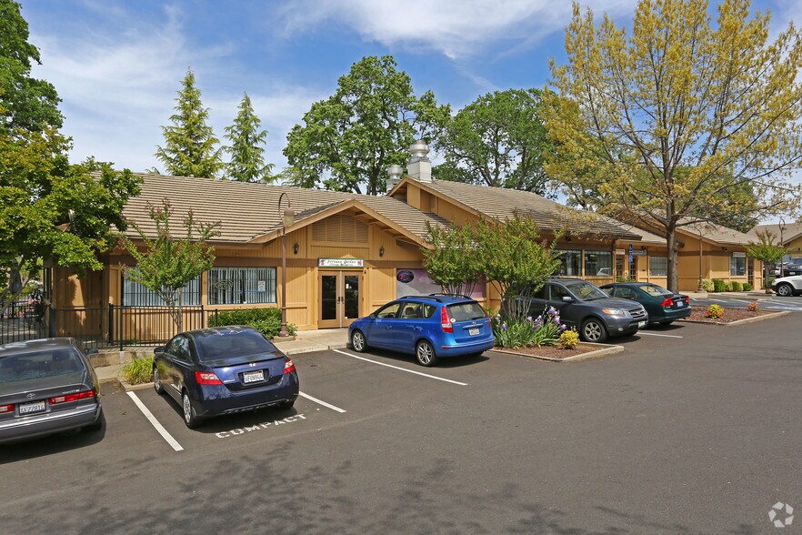 More Photos Of 899 Embarcadero Dr, El Dorado Hills Office For Lease