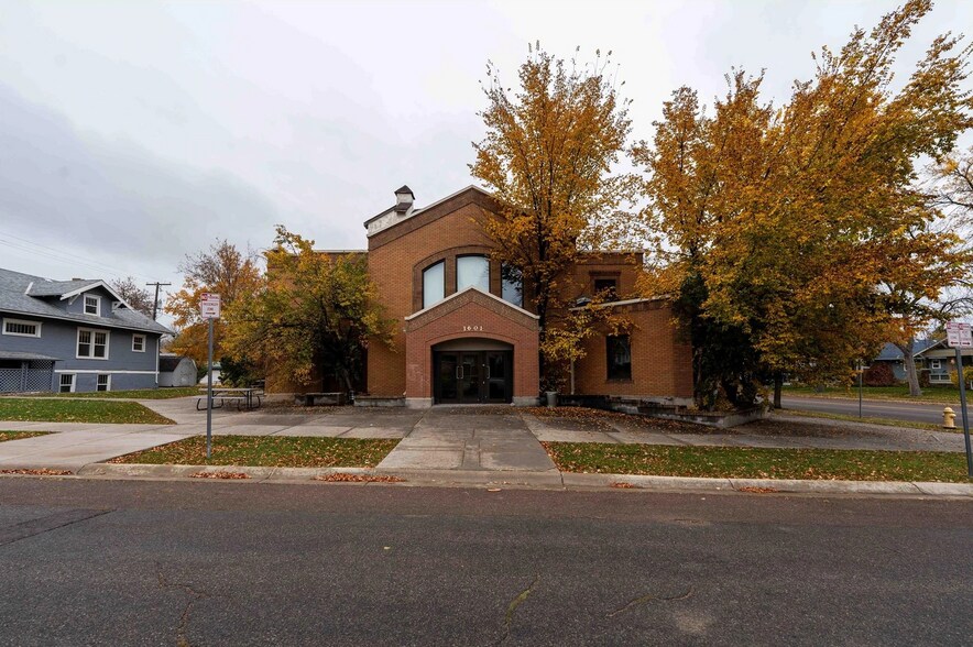 More Photos Of 1601 Central Ave, Great Falls Religious Facility For Sale