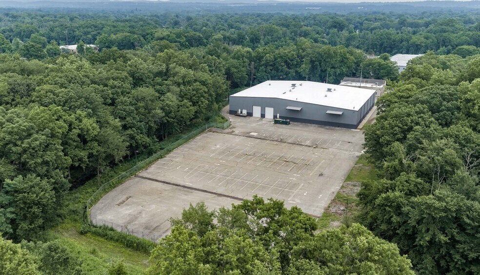 Primary Photo Of 131 Beaverbrook Rd, Lincoln Park Land For Lease