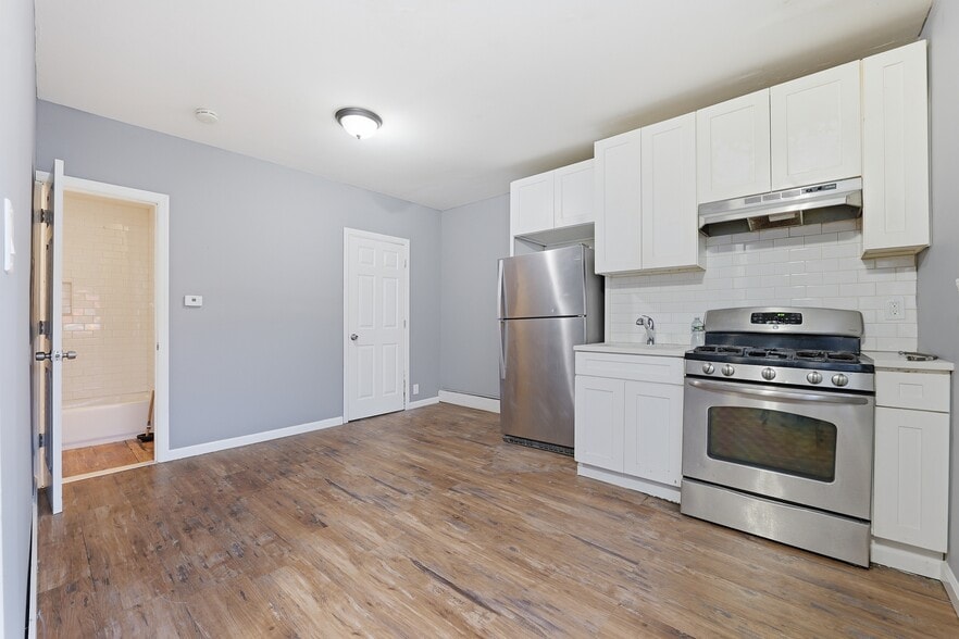 More Photos Of 200 Madison Ave, Perth Amboy Apartments For Sale