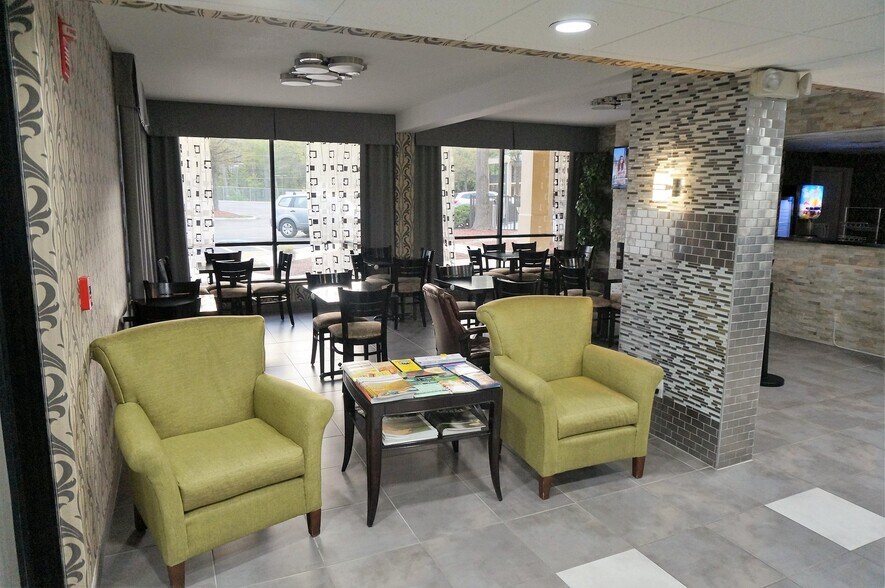 More Photos Of 2004 Veasley St, Greensboro Hotel For Sale