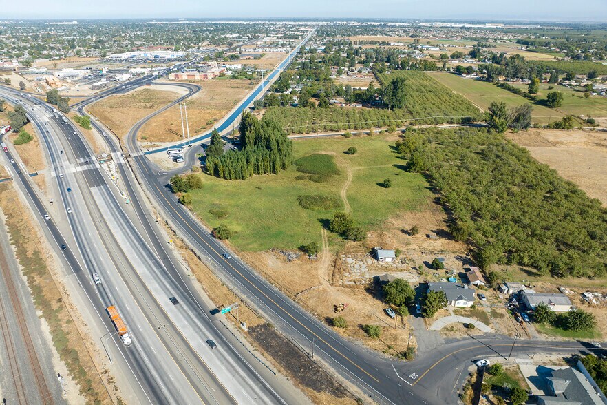 More Photos Of 3221 E Redwood Rd, Ceres Land For Sale