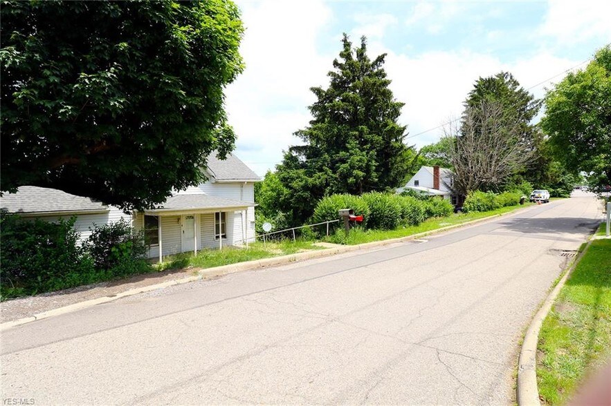 More Photos Of 145 Main St, Wintersville Land For Sale
