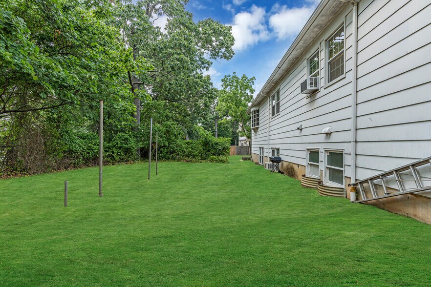 More Photos Of 62 Hance Ave, Tinton Falls Schools For Lease