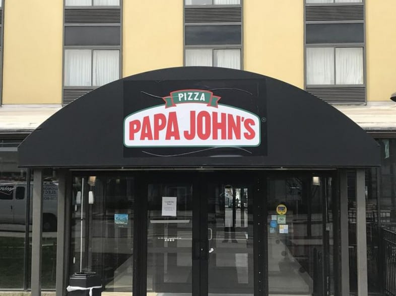 More Photos Of 240 Rainbow Blvd, Niagara Falls Hospitality For Sale