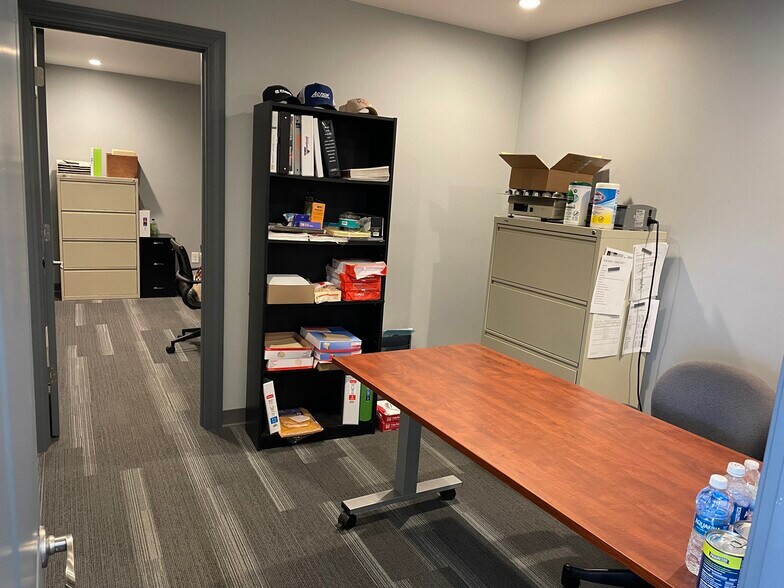 More Photos Of 283 E Main St, Newark Warehouse For Lease