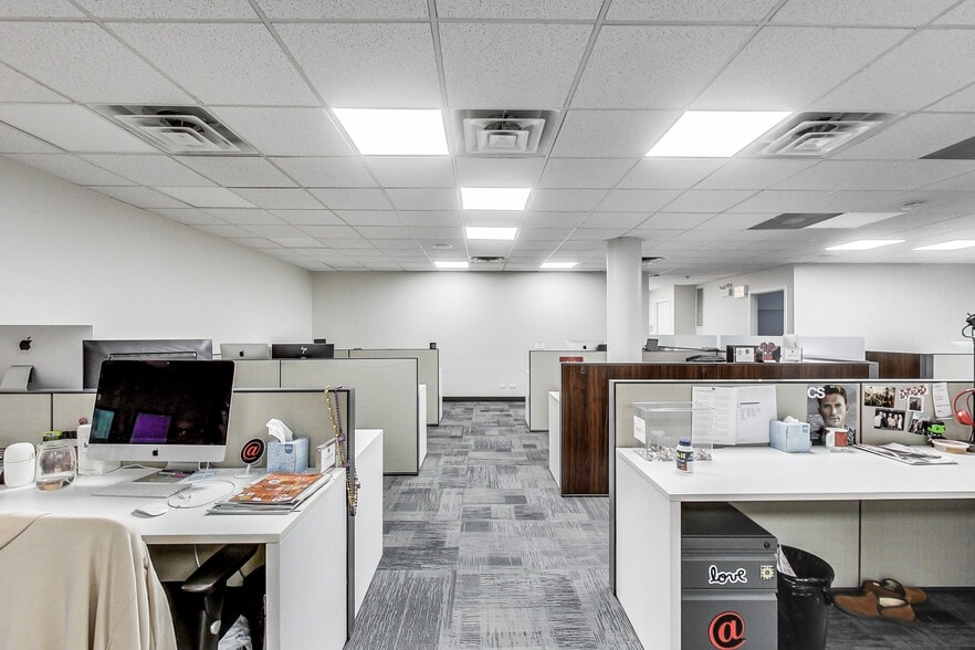 More Photos Of 212 E Ohio St, Chicago Office For Lease