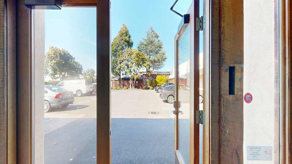 More Photos Of 2530 San Pablo Ave, Berkeley Office For Lease