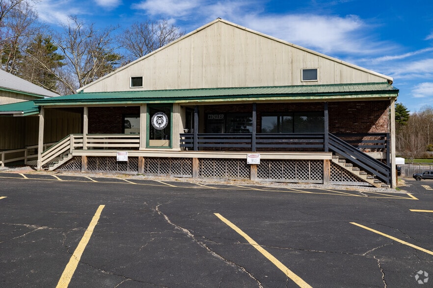 More Photos Of 313 Route 125, Brentwood Light Distribution For Lease