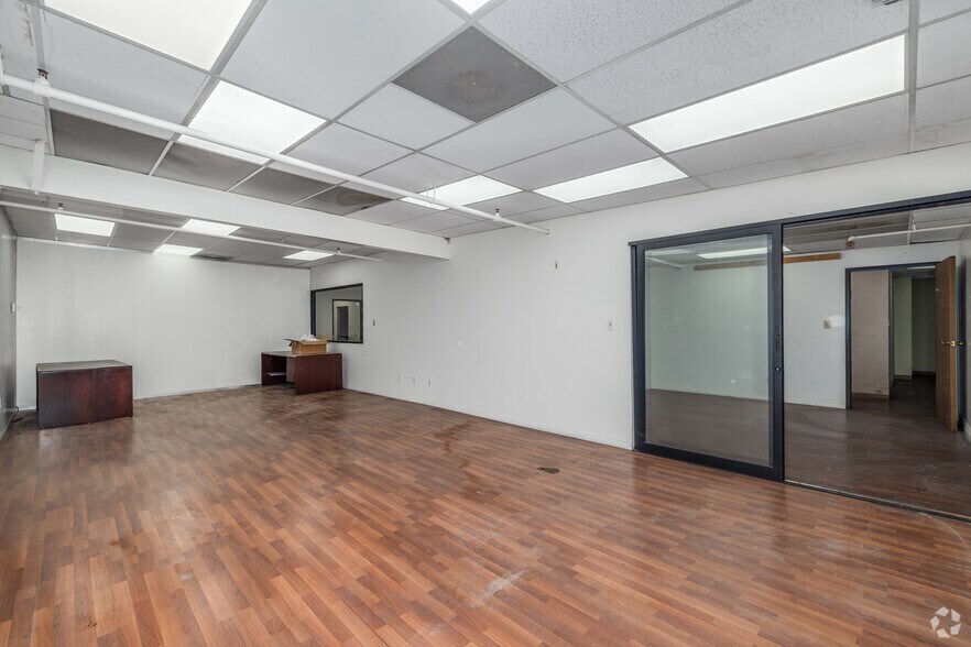 More Photos Of , Los Angeles Industrial For Sale