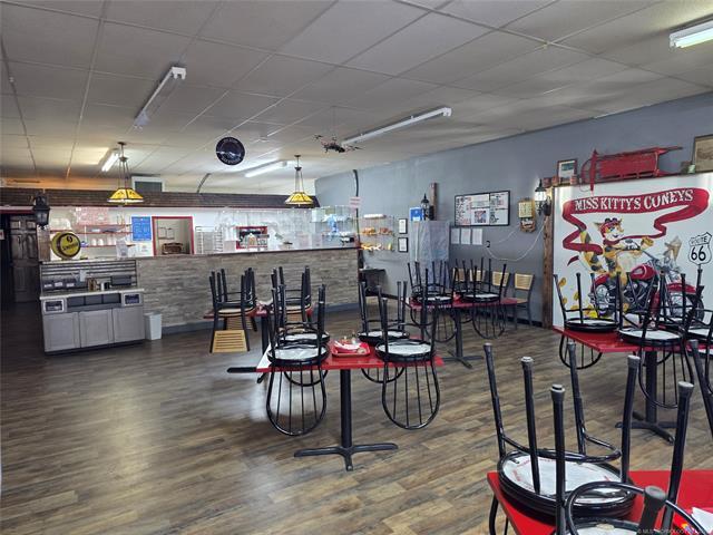 More Photos Of 101 S Main St, Bristow Office For Sale