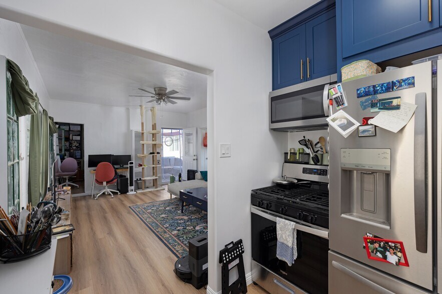 More Photos Of 28 Argonne Ave, Long Beach Apartments For Sale