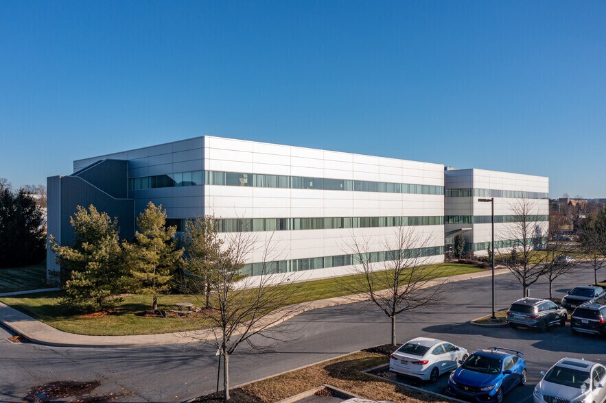 More Photos Of 3001 Emrick Blvd, Bethlehem Office For Lease