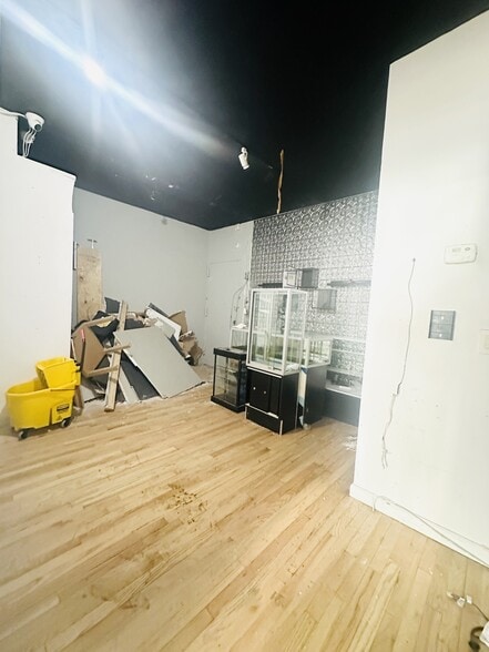 More Photos Of 166 Orchard St, New York Apartments For Lease