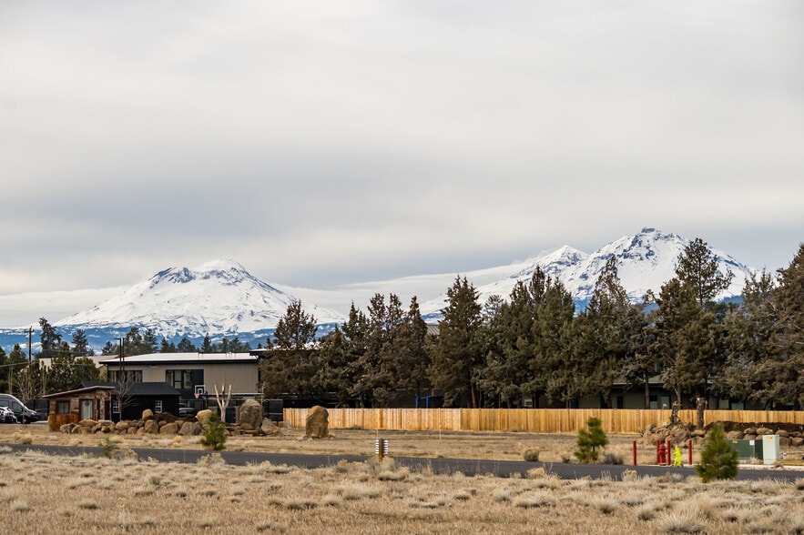 More Photos Of 1092 Jantzen Ln, Sisters Land For Sale
