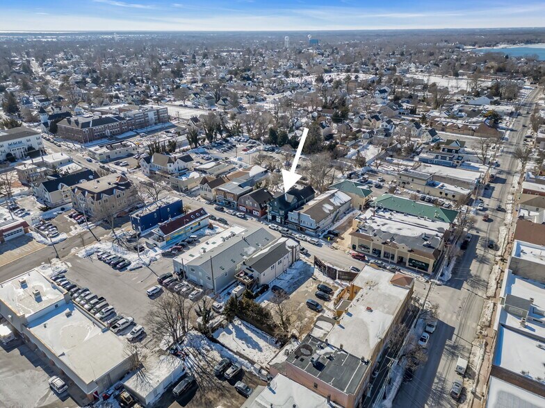 More Photos Of 517-521 Bay Ave, Point Pleasant Beach Storefront Retail Residential For Sale
