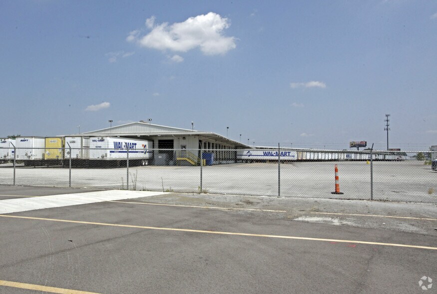 Primary Photo Of 1980 Getwell Rd, Memphis Truck Terminal For Lease