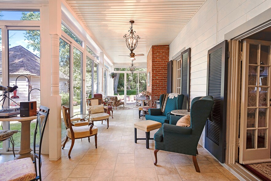 More Photos Of 1902 Jefferson Pike, Knoxville Lodge Meeting Hall For Sale