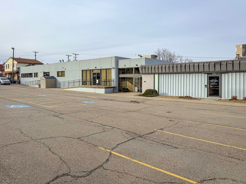 More Photos Of 2228-2230 Sunset Blvd, Steubenville Office For Lease