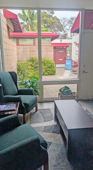 More Photos Of 101 W Arrellaga St, Santa Barbara Medical For Sale