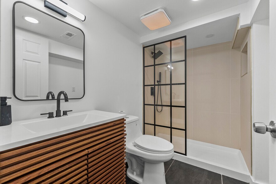 More Photos Of 188 New York Ave, Jersey City Multifamily For Sale