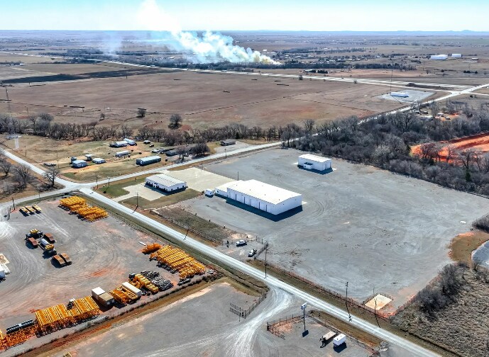 More Photos Of 2003 S Merritt Rd, Elk City Warehouse For Lease