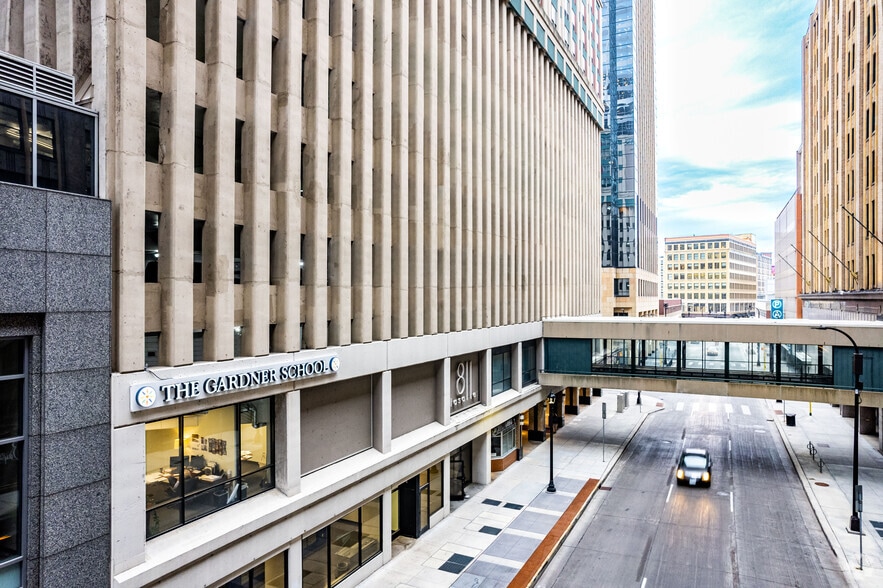 More Photos Of 811 Lasalle Ave, Minneapolis Office For Lease