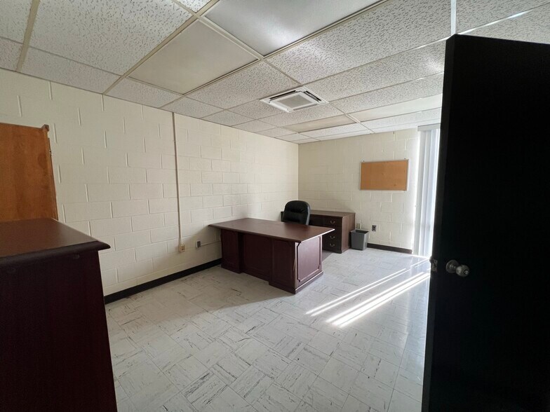 More Photos Of 578 Lawrence Rd, Milledgeville Warehouse For Sale