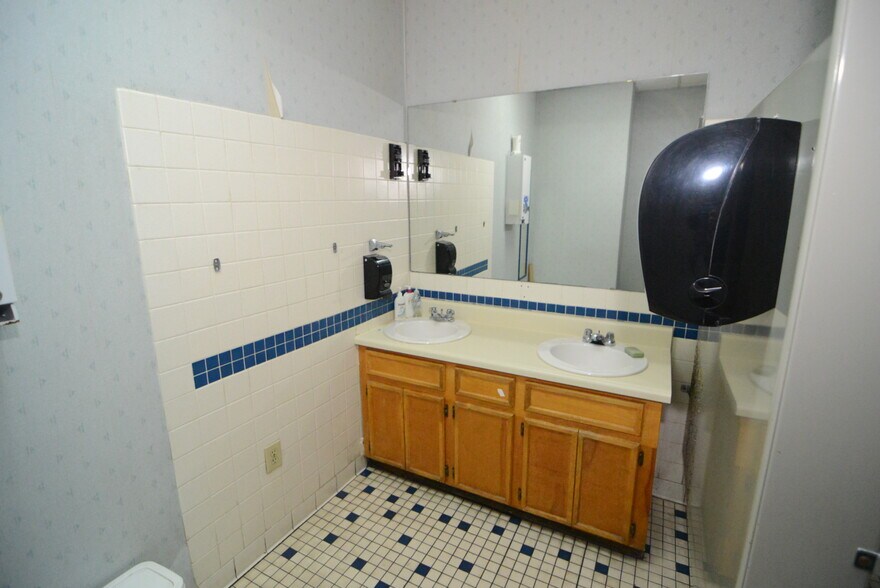 More Photos Of 1214 State Highway 34 E, Winnsboro Industrial For Sale