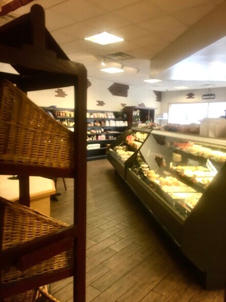 More Photos Of 167 Morristown Rd, Bernardsville Storefront Retail Office For Sale