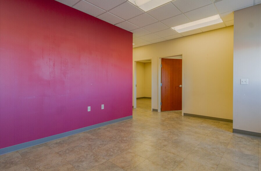 More Photos Of 2981 109th Ave SW, Dickinson Warehouse For Lease