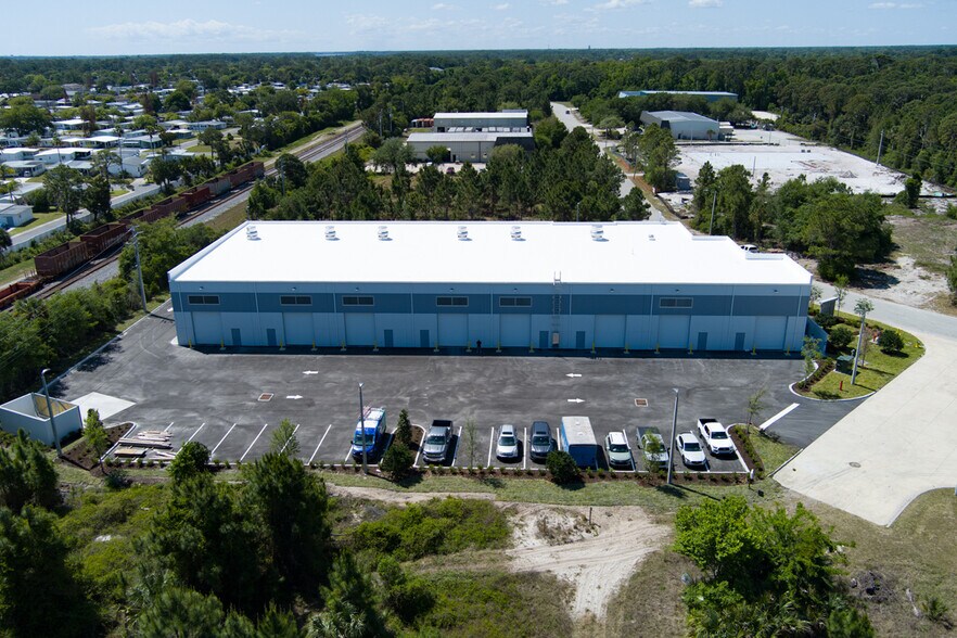 More Photos Of 4451 Eastport Park Way, Port Orange Industrial For Lease