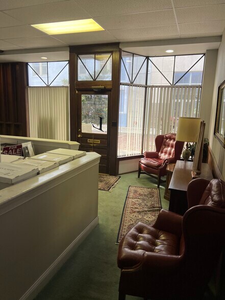 More Photos Of 29 E Pine St, Orlando Office For Sale