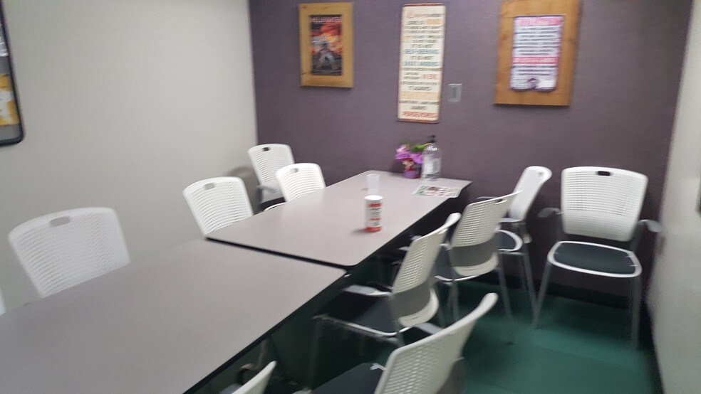 More Photos Of 419 Emancipation Ave, Houston Assisted Living For Lease