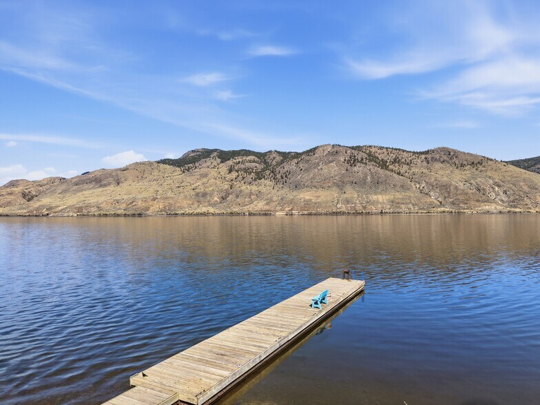More Photos Of 7001 Savona Access Rd, Thompson-Nicola Hotel For Sale