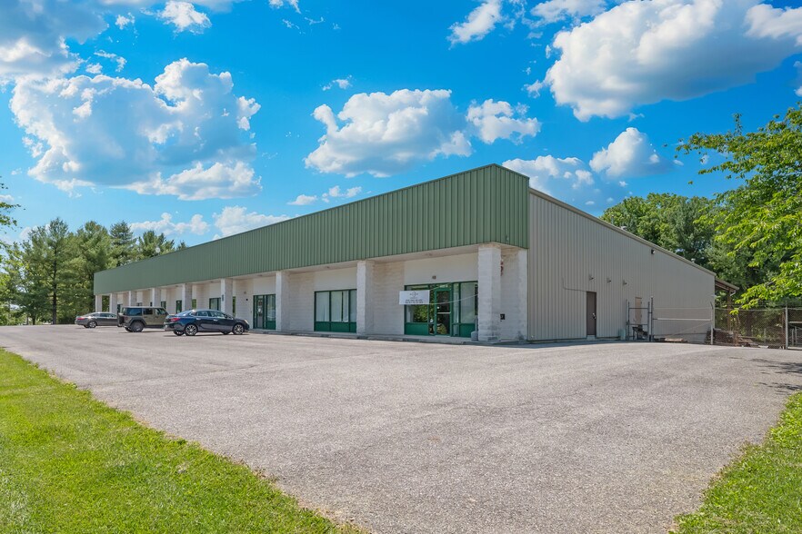 More Photos Of 931 Sweeney Dr, Hagerstown Flex For Lease