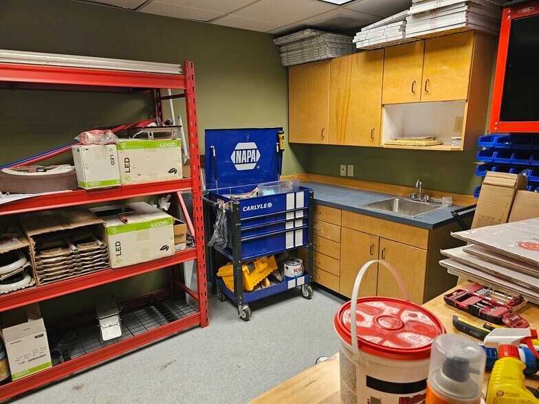 More Photos Of 711 13th St E, Whitefish Healthcare For Sale