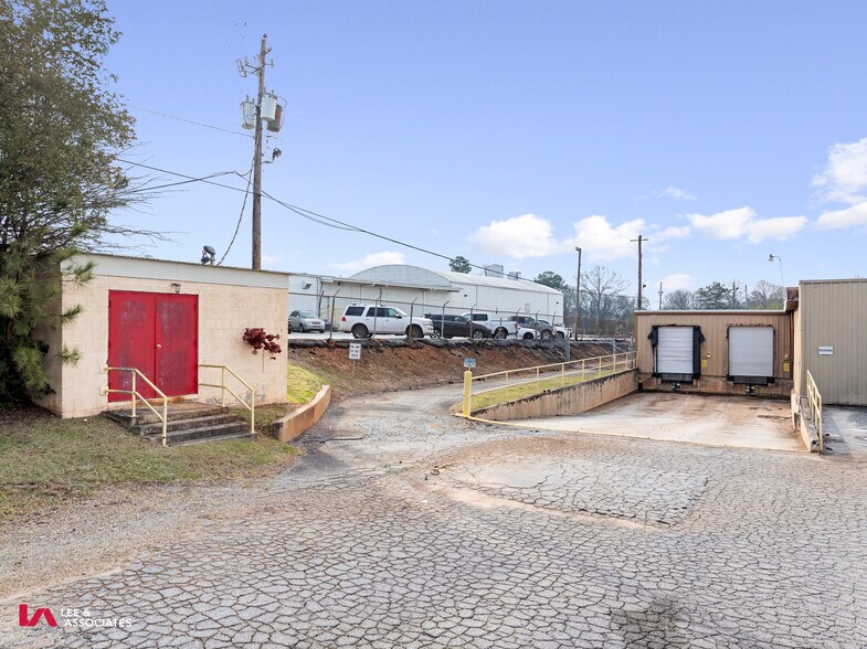 More Photos Of 1330 Atlanta Hwy, Madison Manufacturing For Sale
