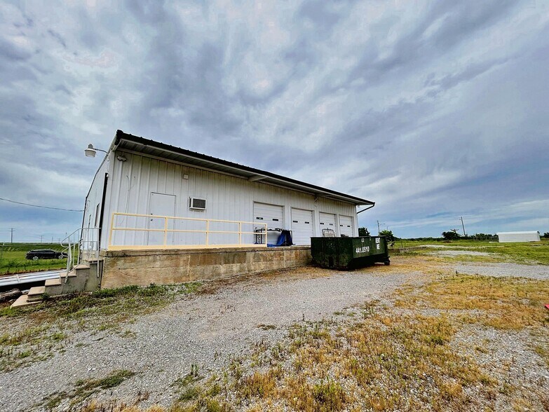 More Photos Of 120 W Peak Blvd, Muskogee Freestanding For Sale