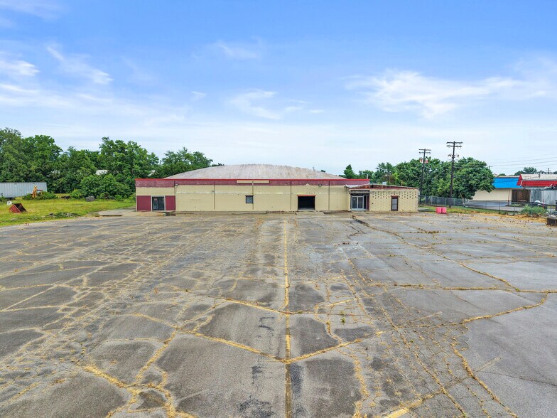 More Photos Of 101 Hi Lane Dr, Richmond Industrial For Sale