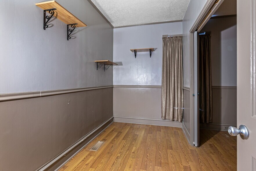 More Photos Of 47 N Allen St, Bonne Terre General Retail For Sale