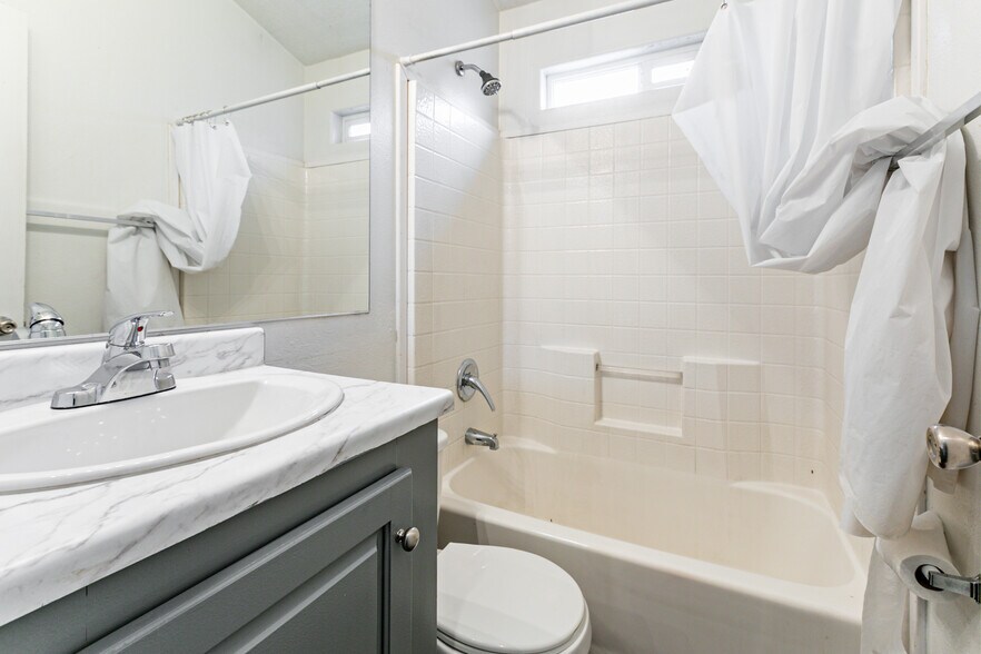 More Photos Of 5175 E Highway 35, Kamas Specialty For Sale