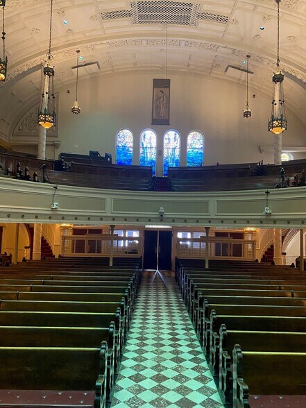 More Photos Of 121 N Fitzhugh St, Rochester Religious Facility For Lease