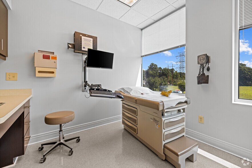 Photo of 3rd Floor Ste 399