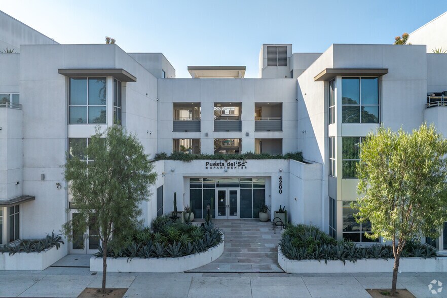 More Photos Of 4200 Whittier Blvd, Los Angeles Apartments For Lease